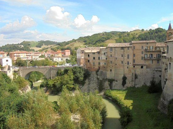 Urbania