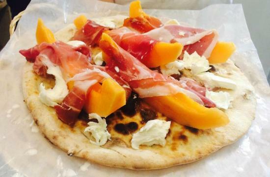 Metropizza Dalla Vecchia Zia Ada