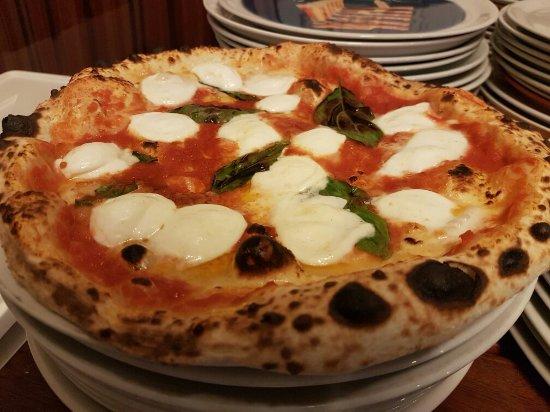Pizzeria Avalon
