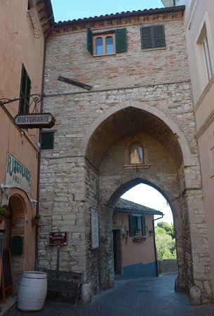 Arco Gotico