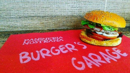 Burger's Garage