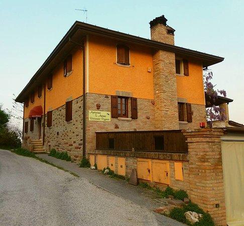Agriturismo Locanda SantAntonio