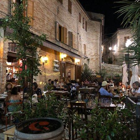 La Locura Bistrot