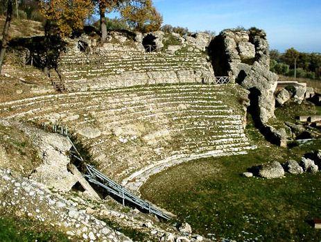 Teatro romano di Urbis Salvia