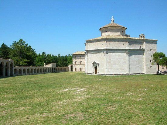 Santuario Santa Maria di Macereto