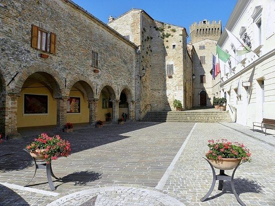Piazza Castello